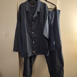 Hanes Classics Men's Blue Checkered Pajama Set